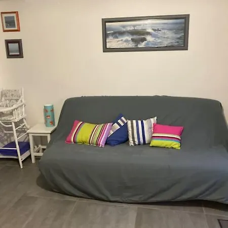 Holiday home Maison Dans Impasse Privative, Plage, Gare A Pied